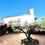 Bed and breakfast Eyexei Domus