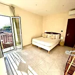 Eyexei Domus Bed and breakfast