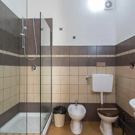 Eyexei Domus