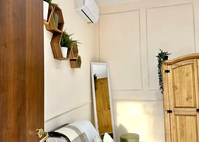 Oda ve Kahvaltı Eyexei Domus 4*