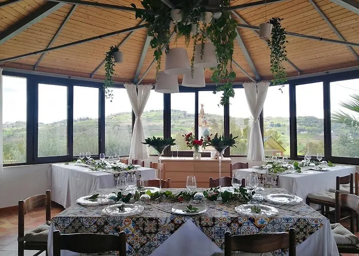 Eyexei Domus Oda ve Kahvaltı 4*